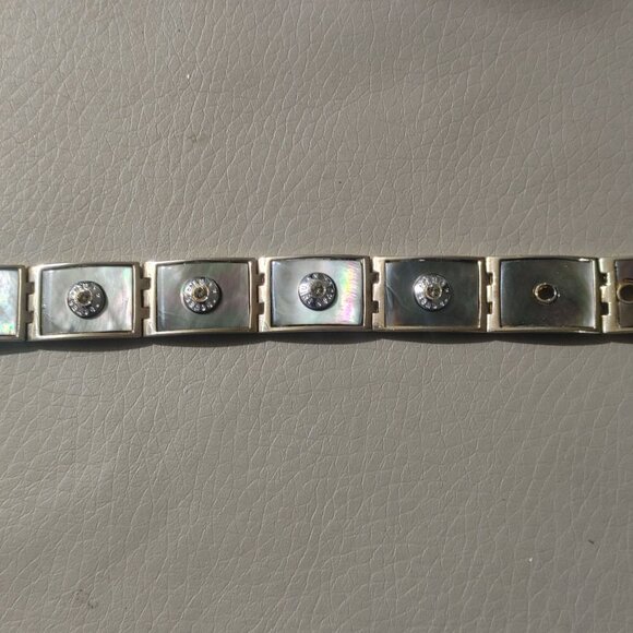 Hendi Bendal Hinge Belt Buckle Bracelet MOP Signature Logo Gold Tone Rhinestone - Picture 13 of 16